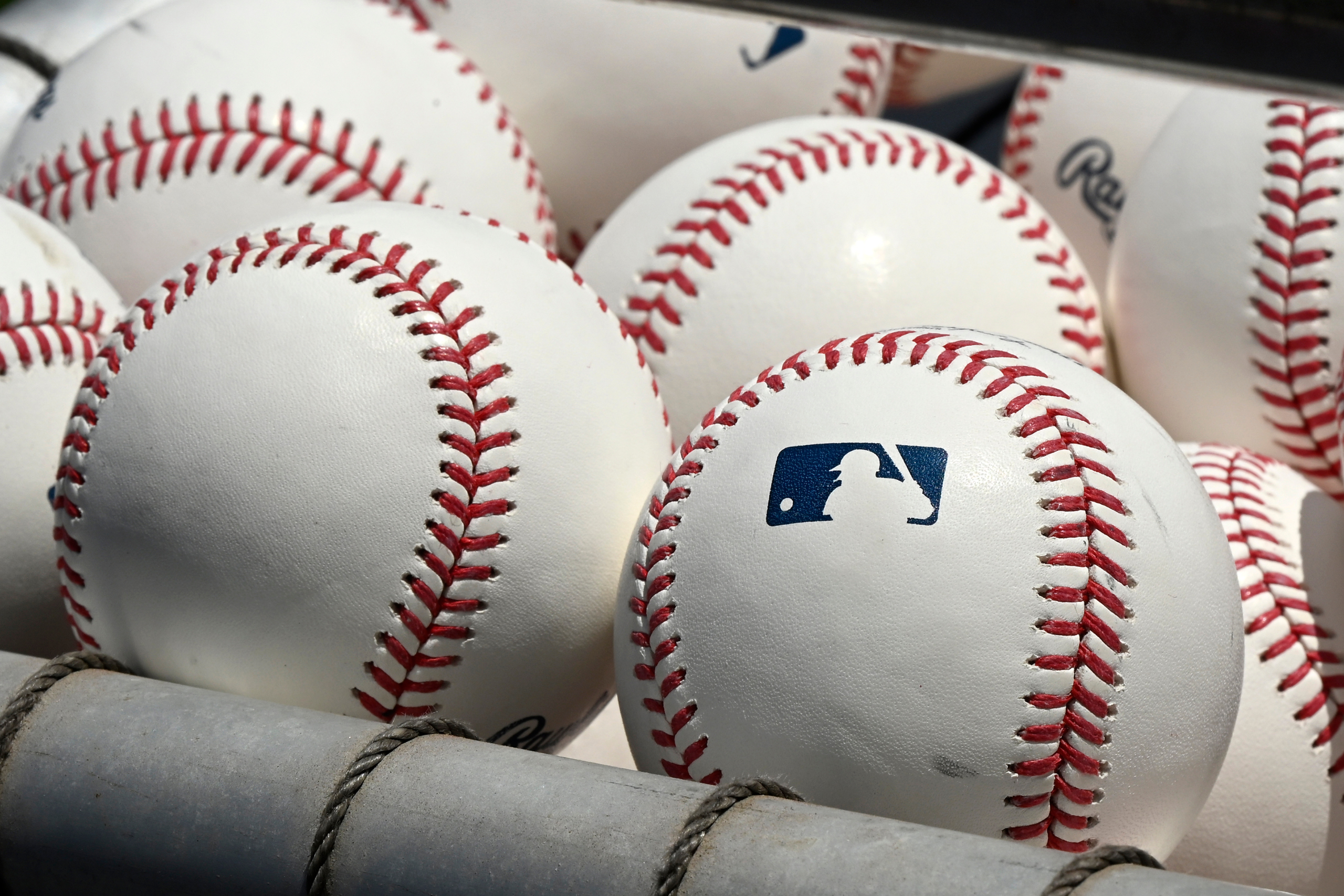 www.baseballamerica.com