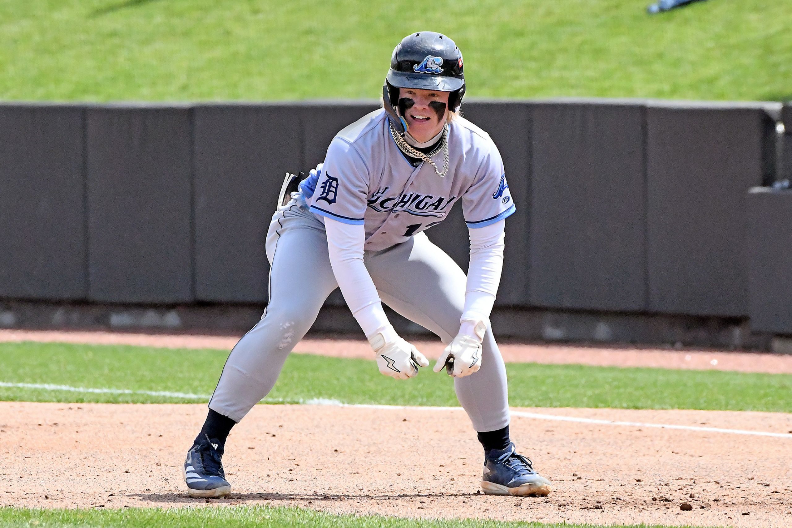 www.baseballamerica.com