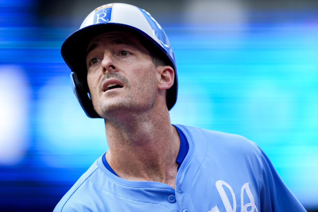 www.mlbtraderumors.com